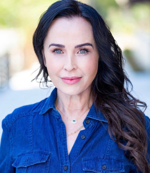Nicole Stuart